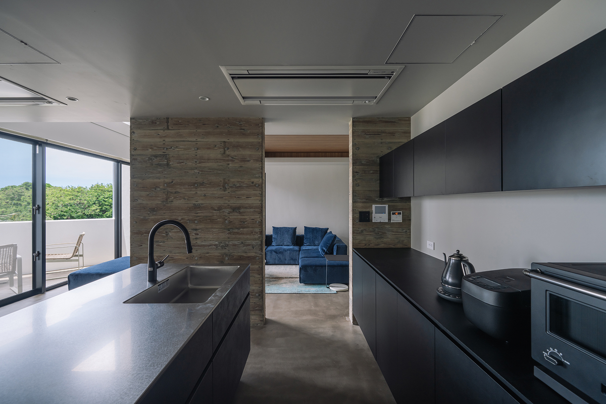 LiKES NASHIRO Seaside Suite