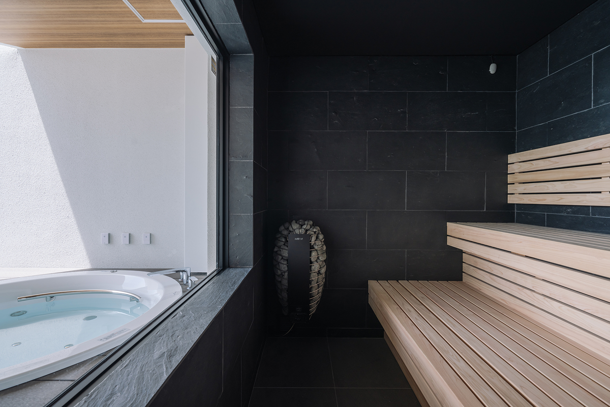 LiKES NASHIRO Seaside Suite